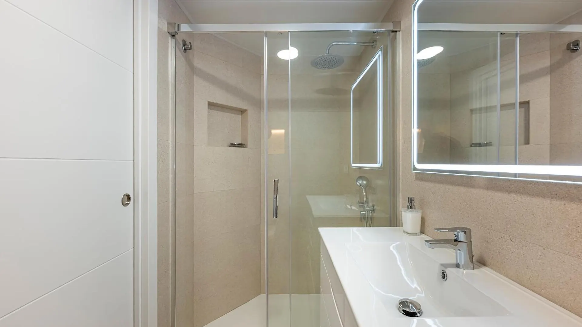 Apartmán El Faro Deluxe Marbella 0*,  Španělsko